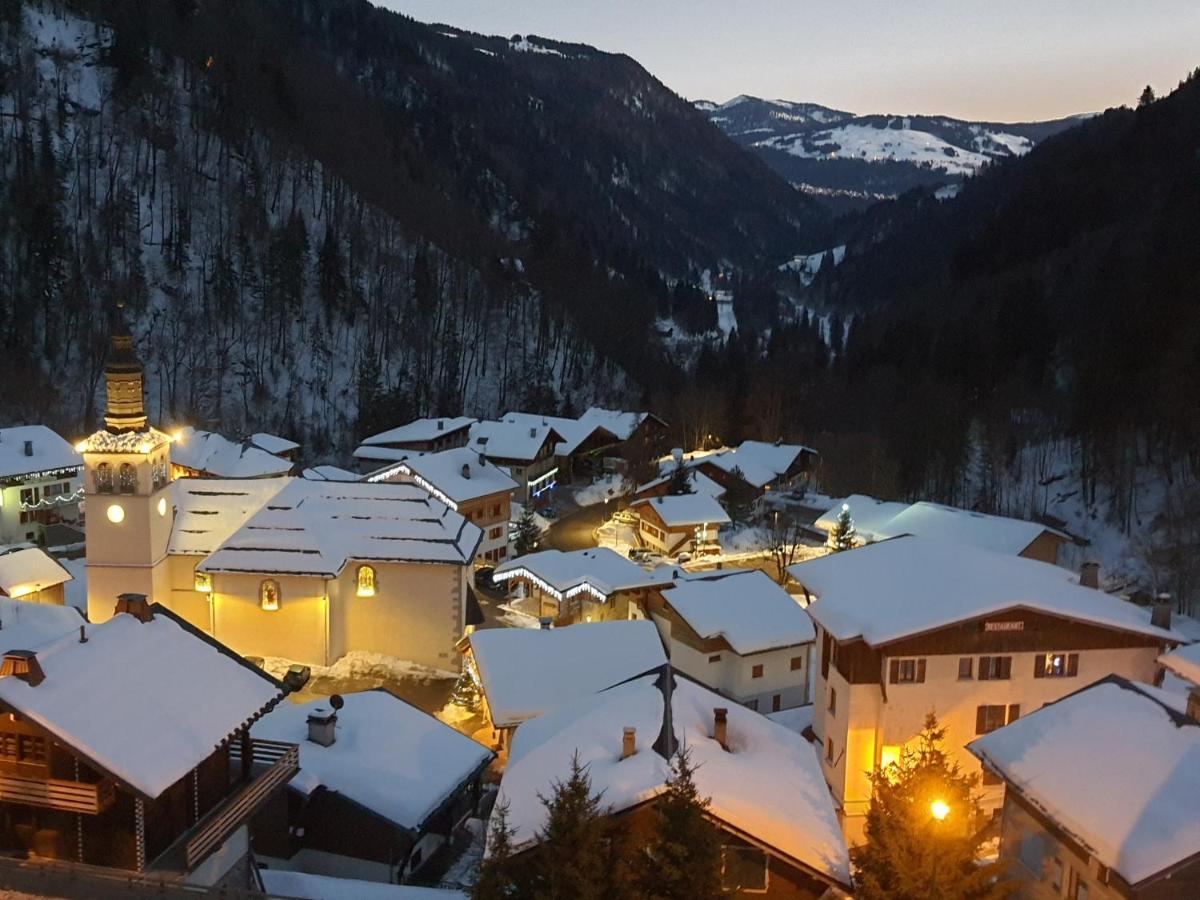 Le Borderan Apartment La Giettaz Luaran gambar