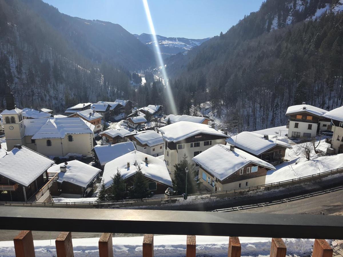 Le Borderan Apartment La Giettaz Luaran gambar